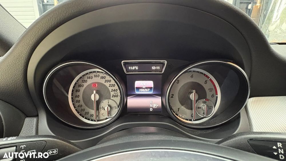 Mercedes-Benz GLA 200 d 4MATIC Aut. - 8