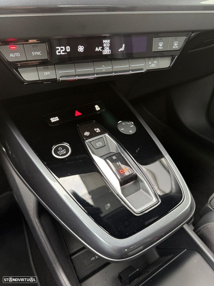 Audi Q4 e-tron 45 82 kWh SE Business - 25