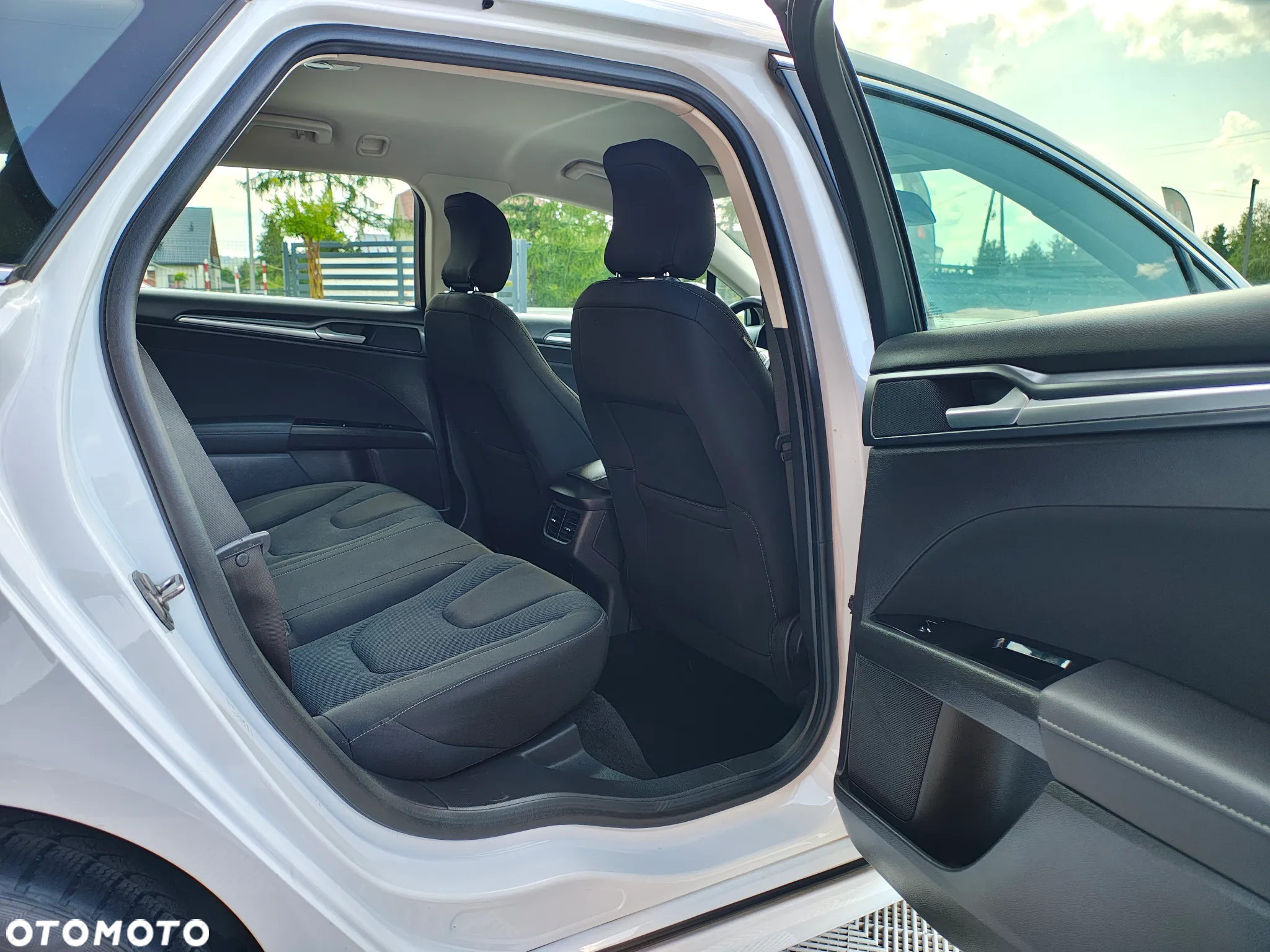 Ford Mondeo 1.5 TDCi Ambiente - 17