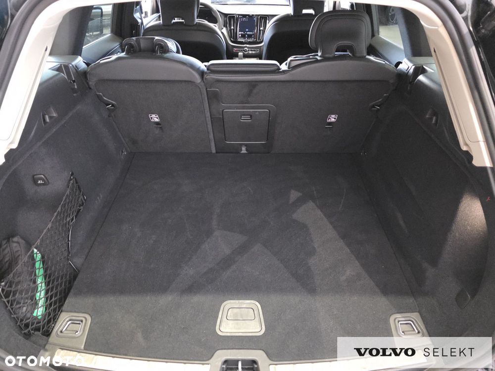 Volvo XC 60 - 30