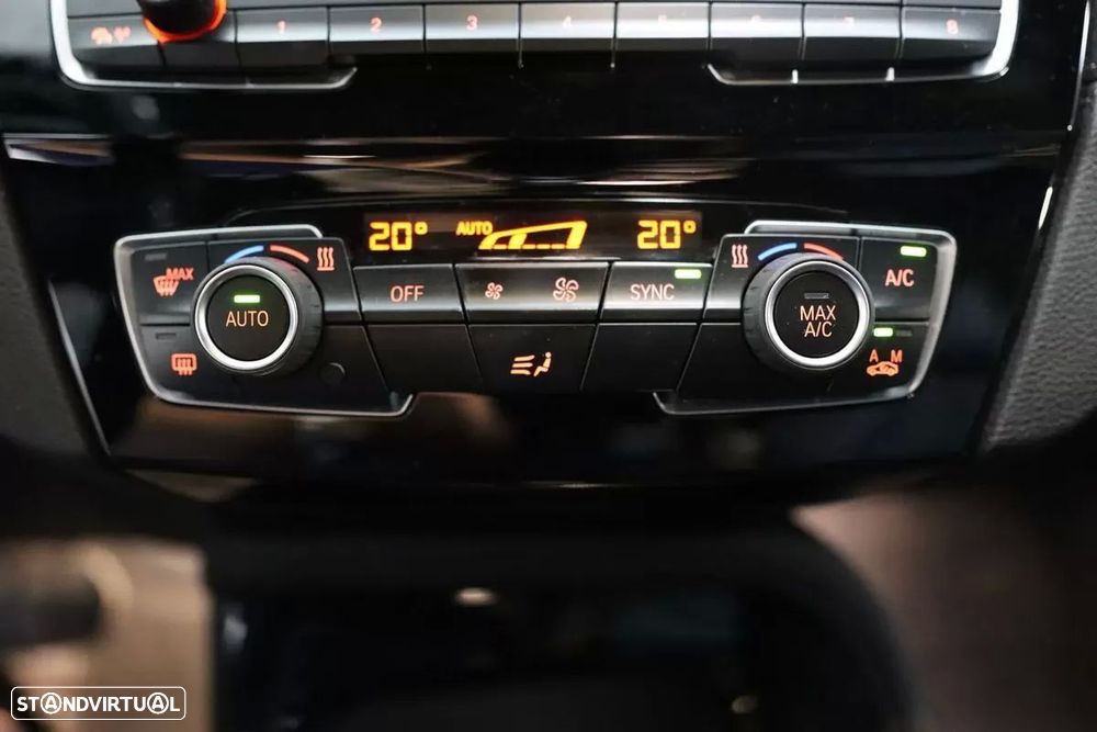 BMW X2 18 d sDrive Auto Pack M - 15