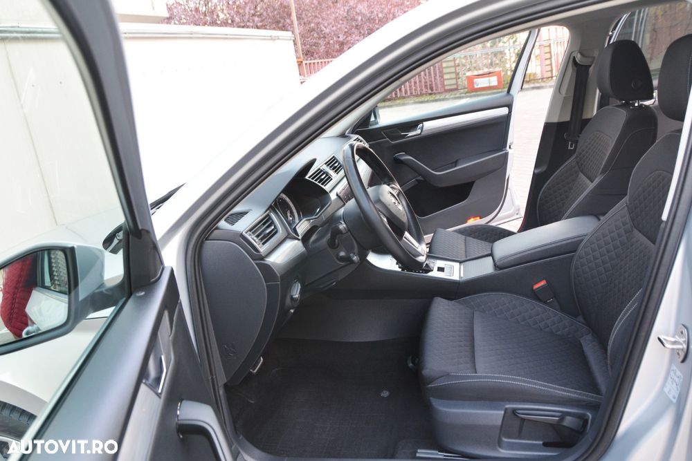 Skoda Superb 2.0 TDI DSG Ambition - 17