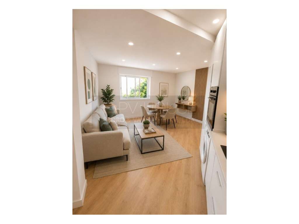 Apartamento T2+1 Totalmente Remodelado | Varanda | Forte da Casa - Grande imagem: 4/17