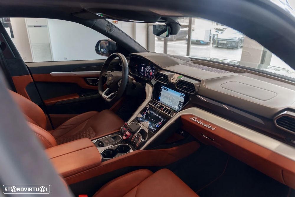 Lamborghini Urus 4.0 V8 - 32