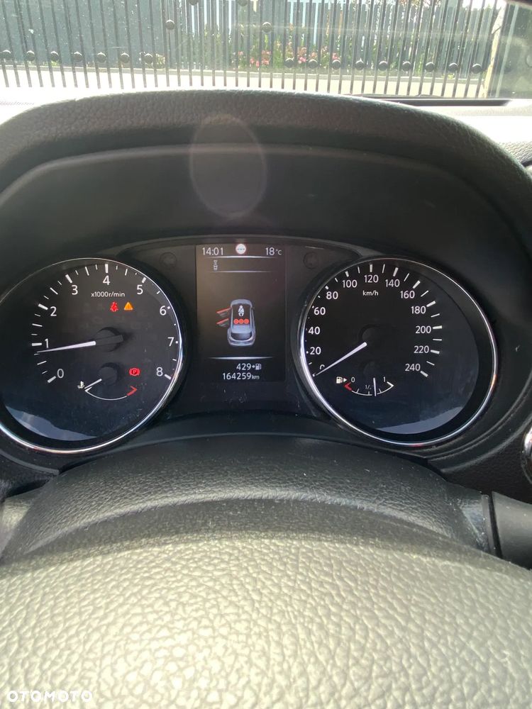 Nissan Qashqai 1.2 DIG-T N-Connecta EU6 - 7