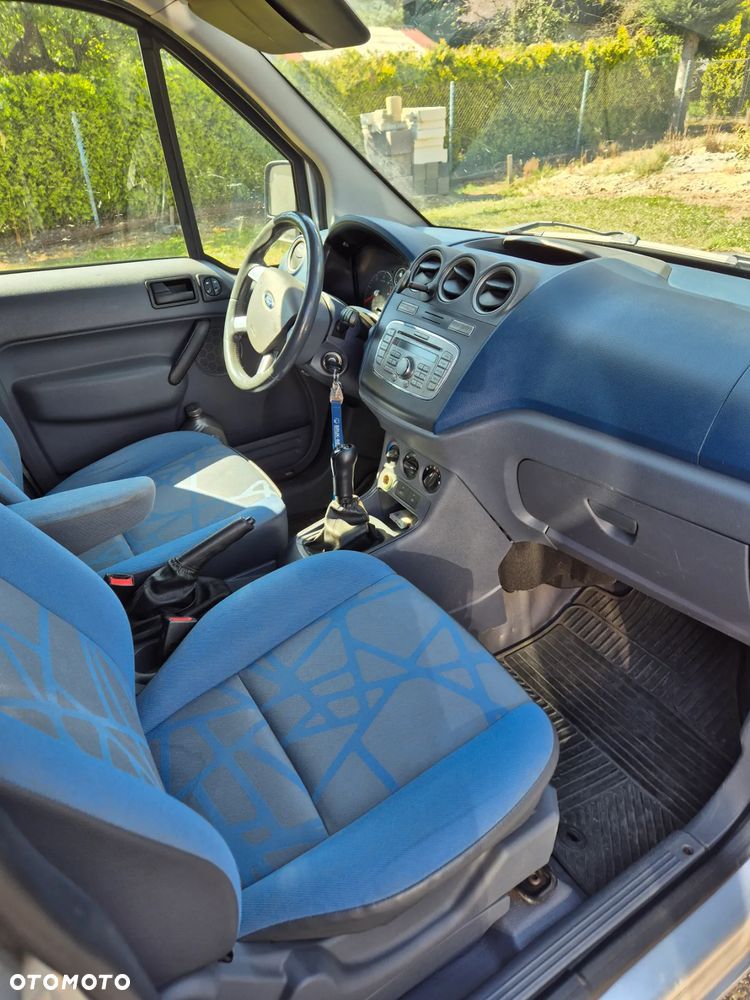 Ford Transit connect - 9