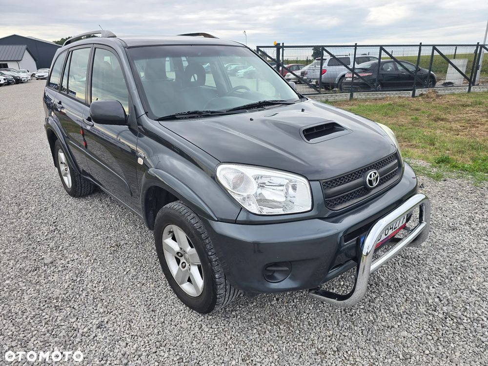 Toyota RAV4 - 12