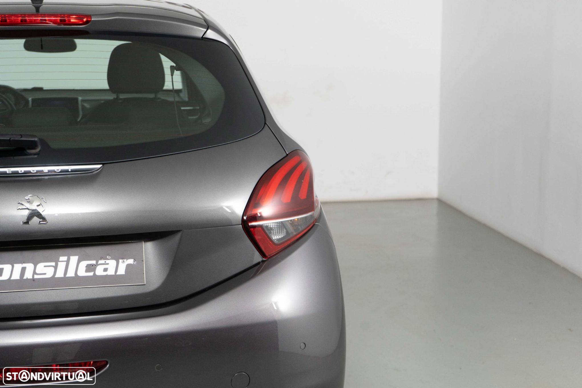 Peugeot 208 1.2 PureTech Active - 26