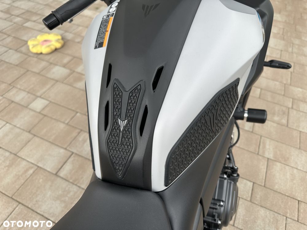 Yamaha MT - 13
