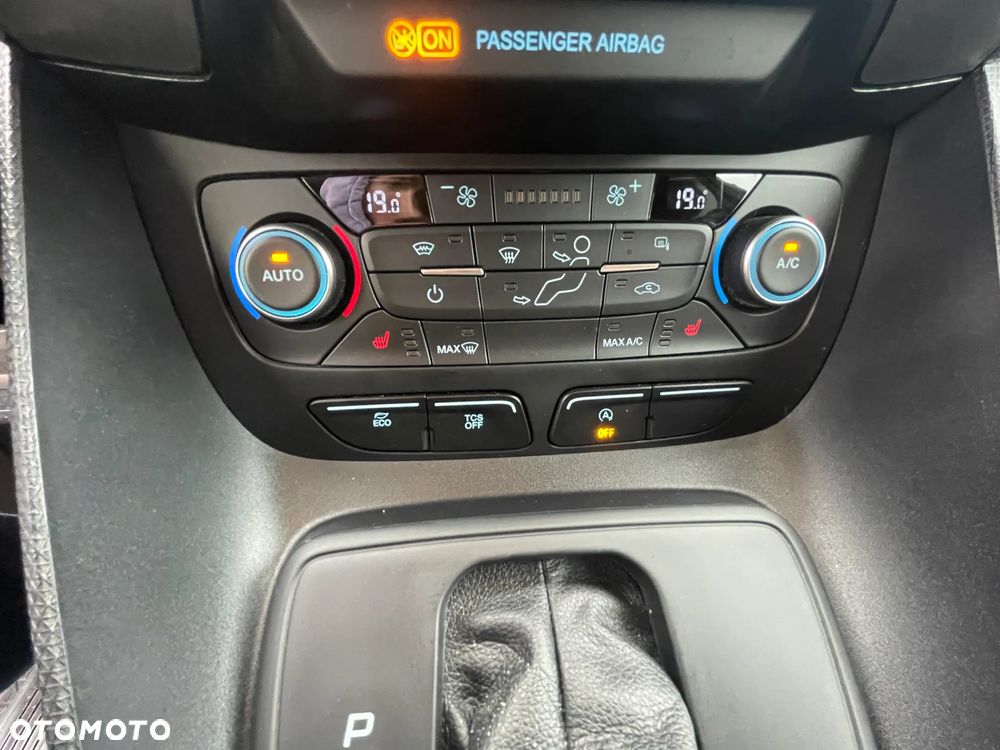 Ford Transit Connect - 18