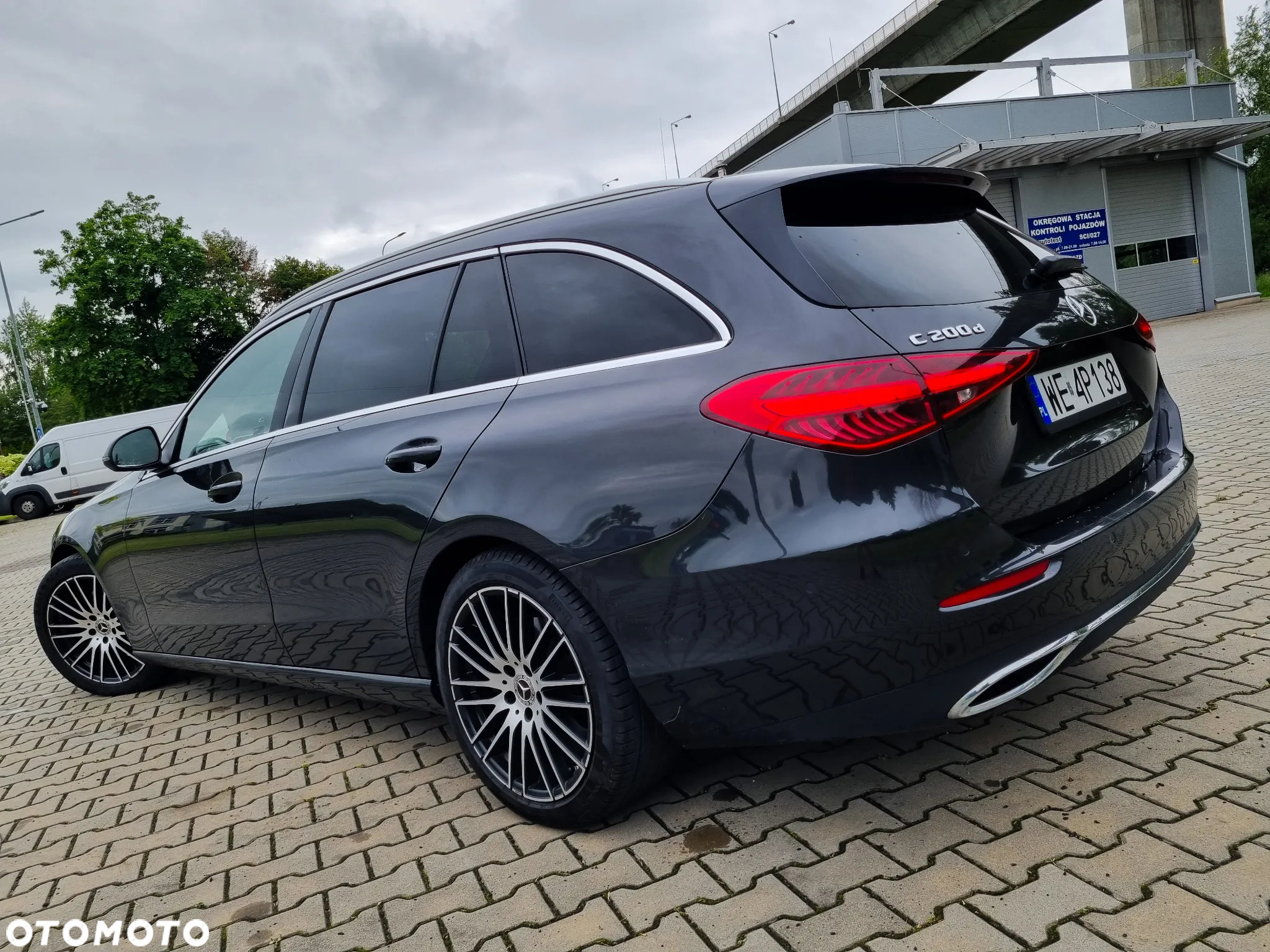 Mercedes-Benz Klasa C 200 d 9G-TRONIC - 19