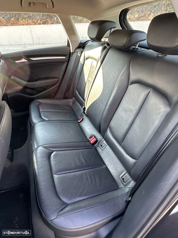 Audi A3 Sportback 1.6 TDI - 4