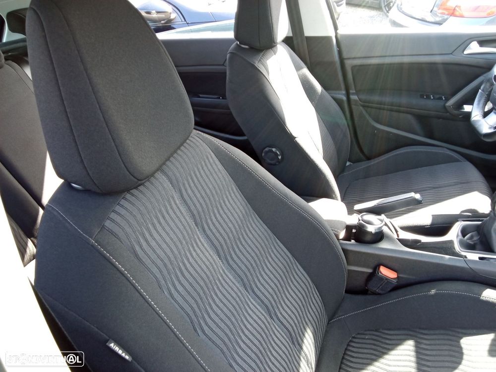 Peugeot 308 1.2 VTi Active - 26