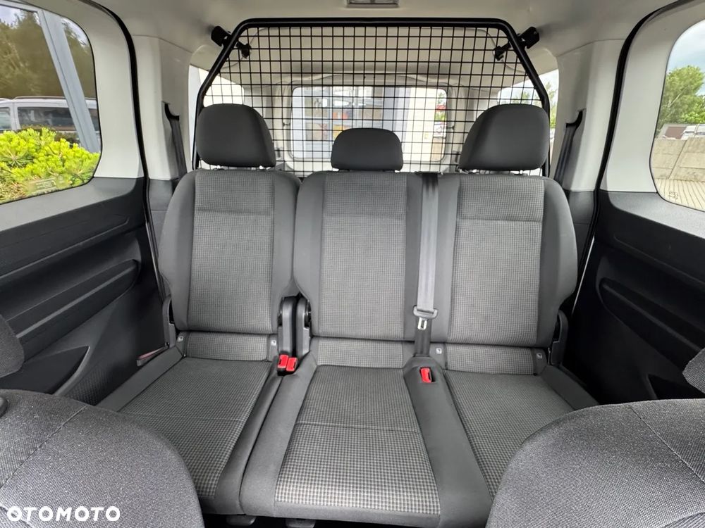 Volkswagen Caddy Maxi 2.0 TDI DSG - 18