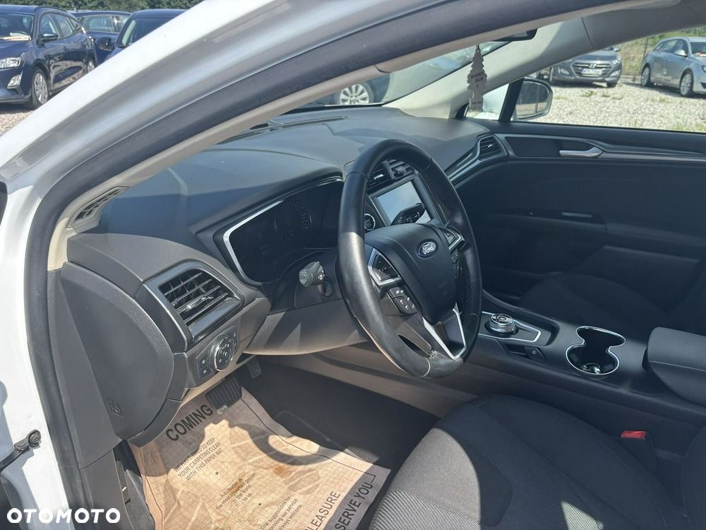 Ford Mondeo - 19