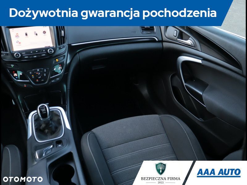 Opel Insignia - 10