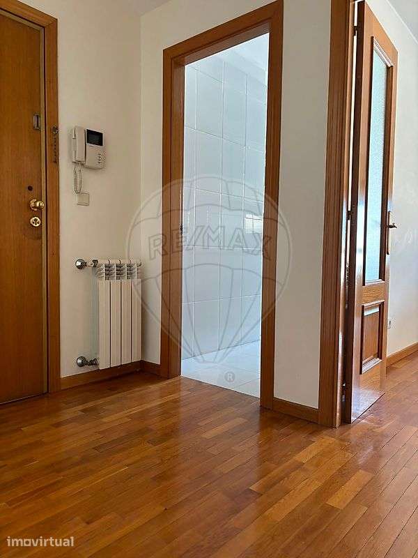 Apartamento T2 para arrendamento - Grande imagem: 3/23