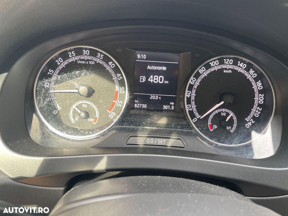 Skoda RAPID 1.6 TDI Ambition - 10