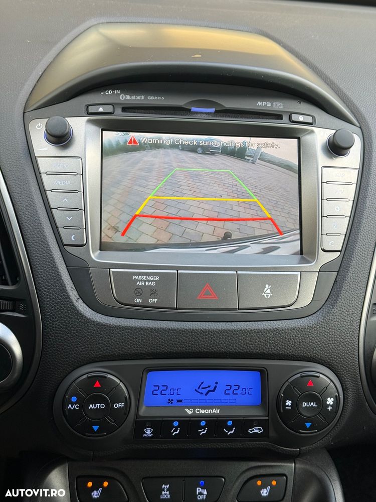Hyundai ix35 2.0 CRDI 4WD Automatik Style - 16