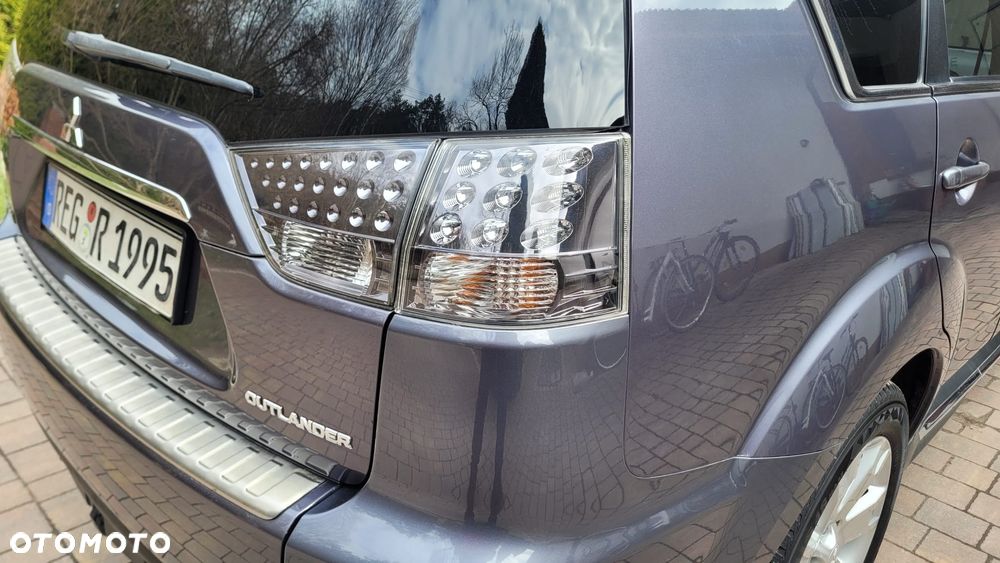 Mitsubishi Outlander 2.2 DI-D 4WD Invite - 10