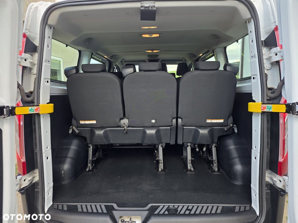 Ford Transit Custom - 13