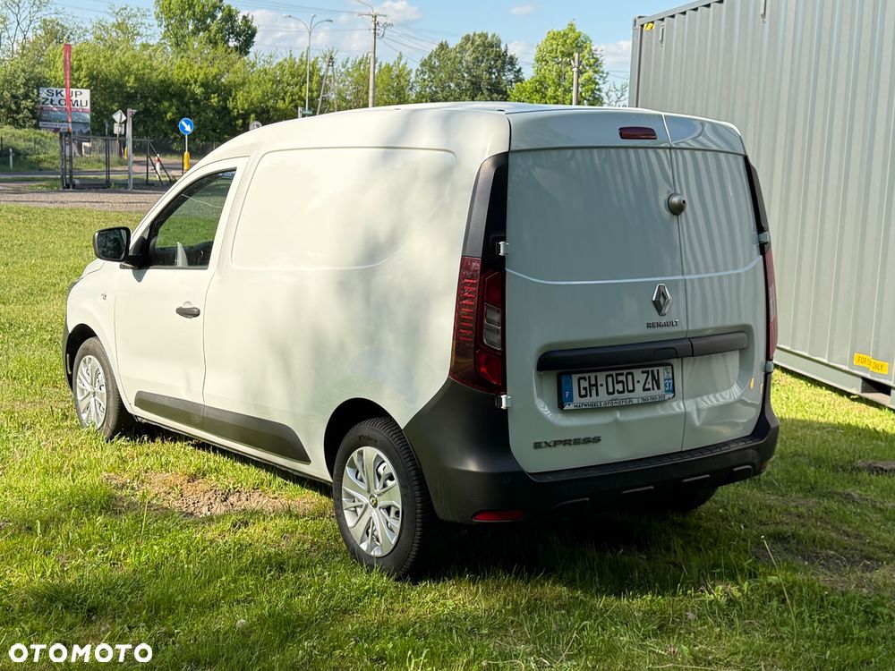 Renault Express - 4