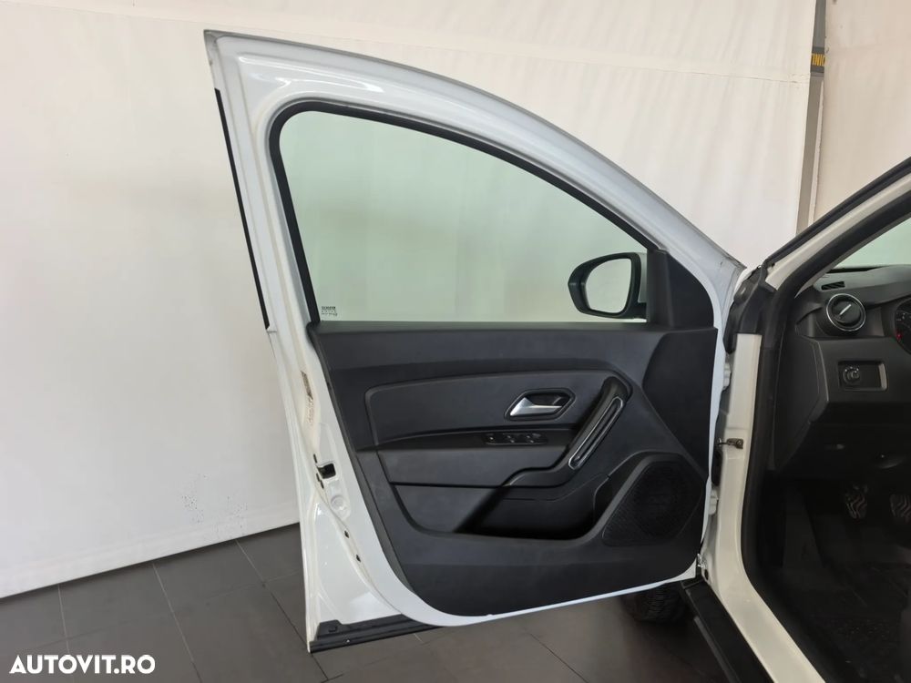 Dacia Duster 1.5 Blue dCi 4WD Essential - 8