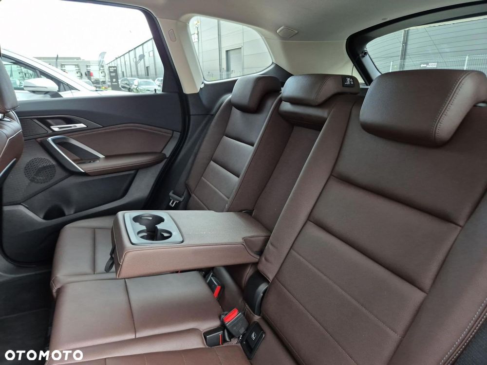BMW X1 xDrive23i mHEV sport - 16