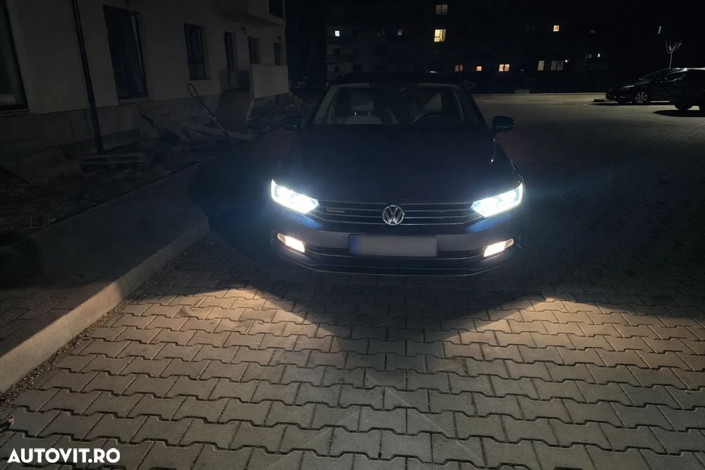 Volkswagen Passat - 4