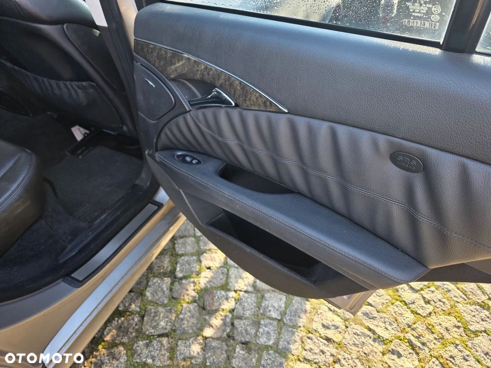 Mercedes-Benz Klasa E 320 CDI 7G-TRONIC Avantgarde BusinessEDITION - 13