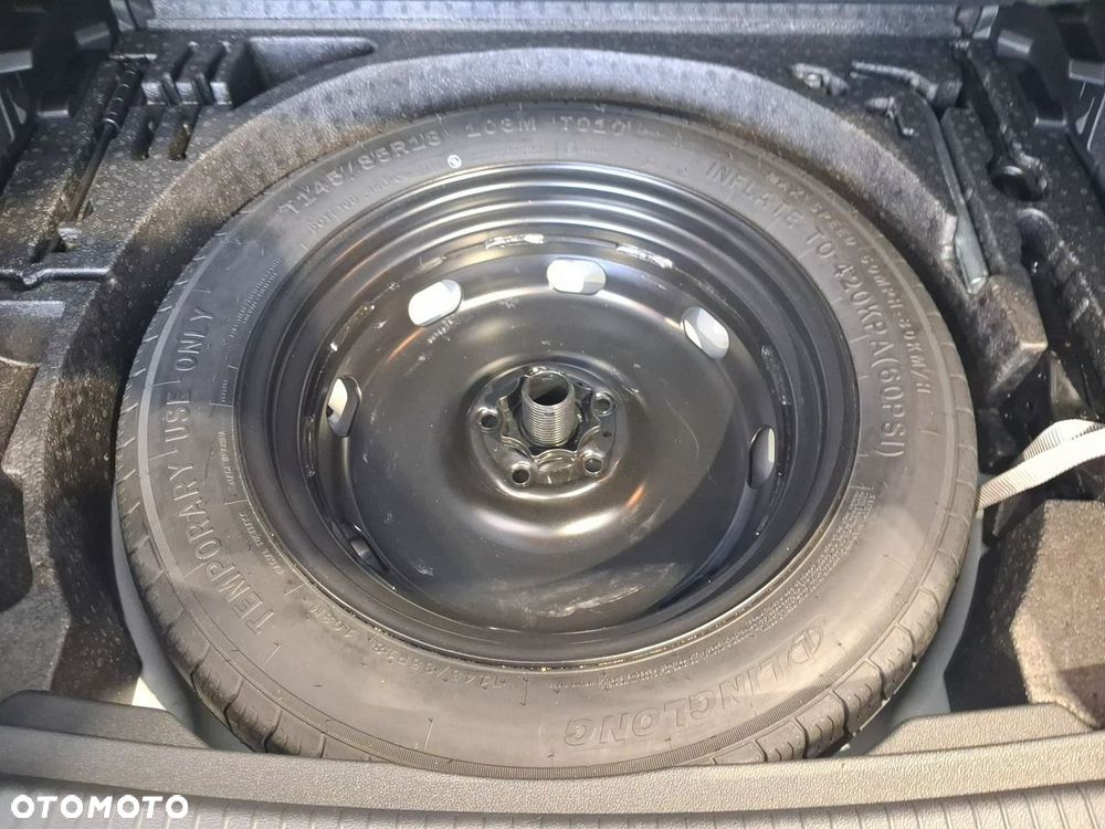 Volkswagen Tiguan - 22