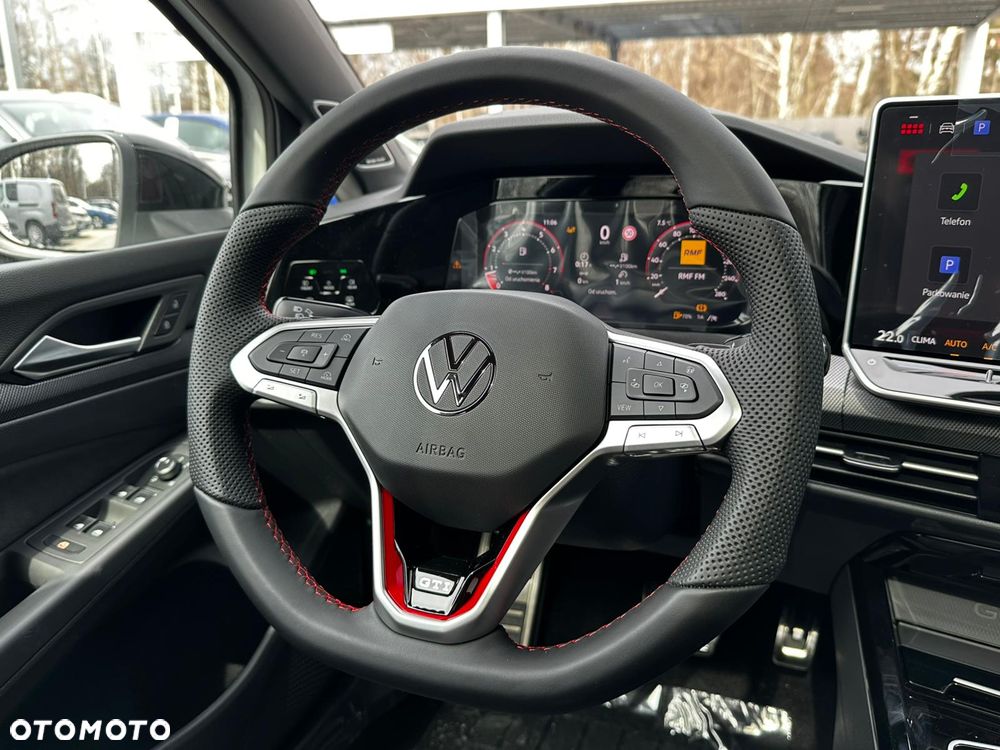 Volkswagen Golf - 13