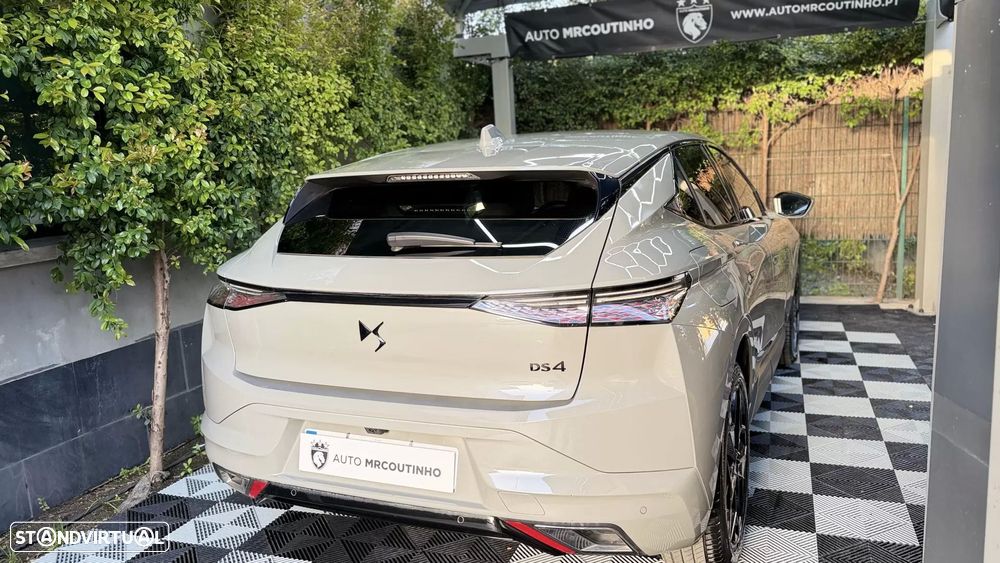 DS DS4 1.2 PureTech Performance Line EAT8 - 10