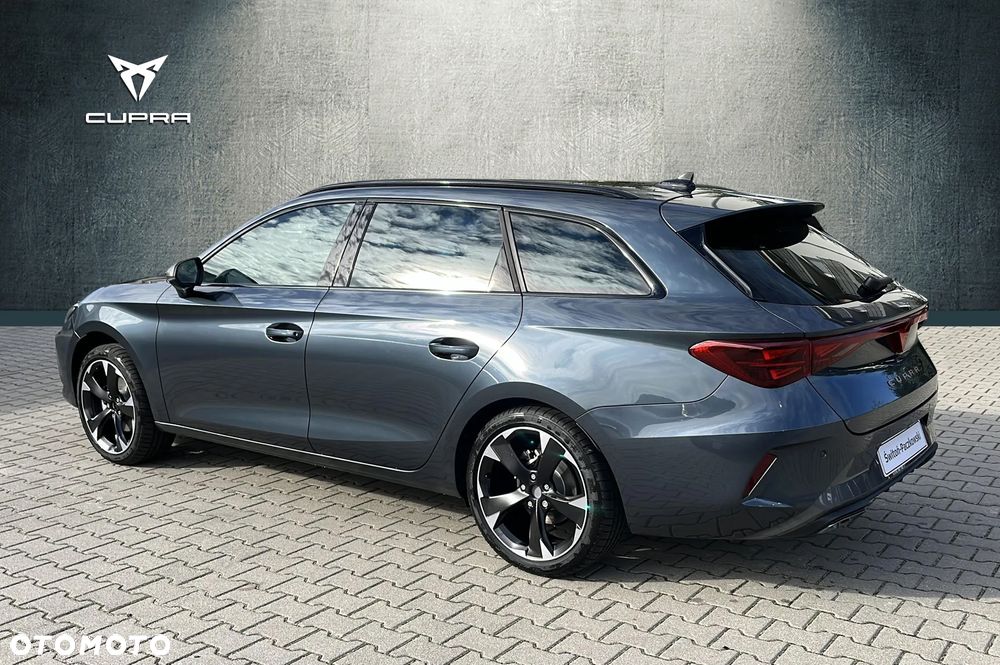 Cupra Leon Sportstourer - 3