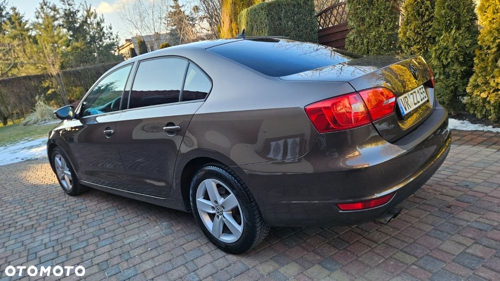 Volkswagen Jetta 1.4 TSI Trendline - 6