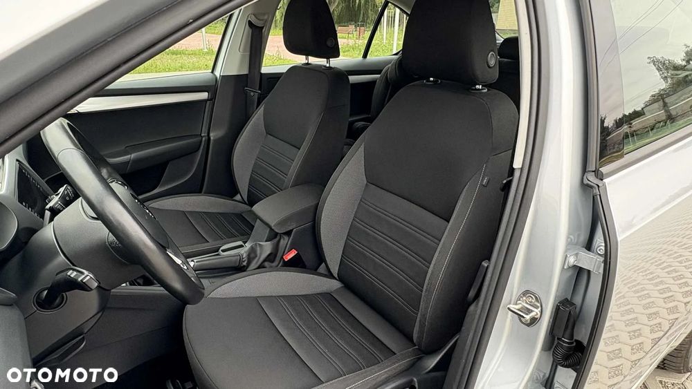 Skoda Octavia 1.5 TSI ACT Ambition - 11