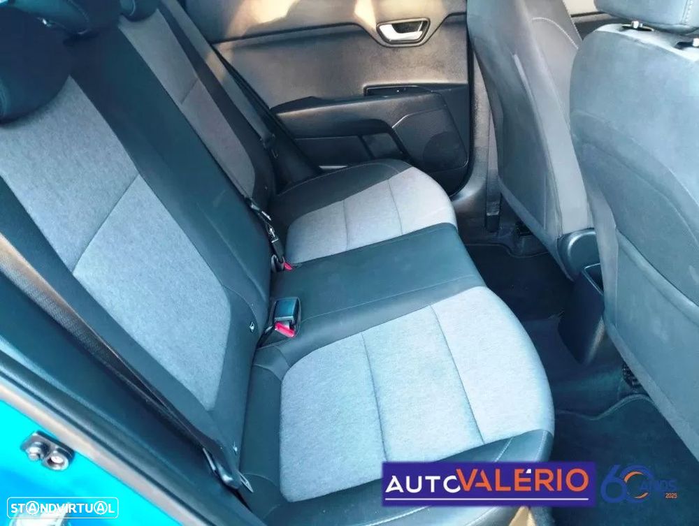 Kia Stonic 1.2 Dynamic - 27