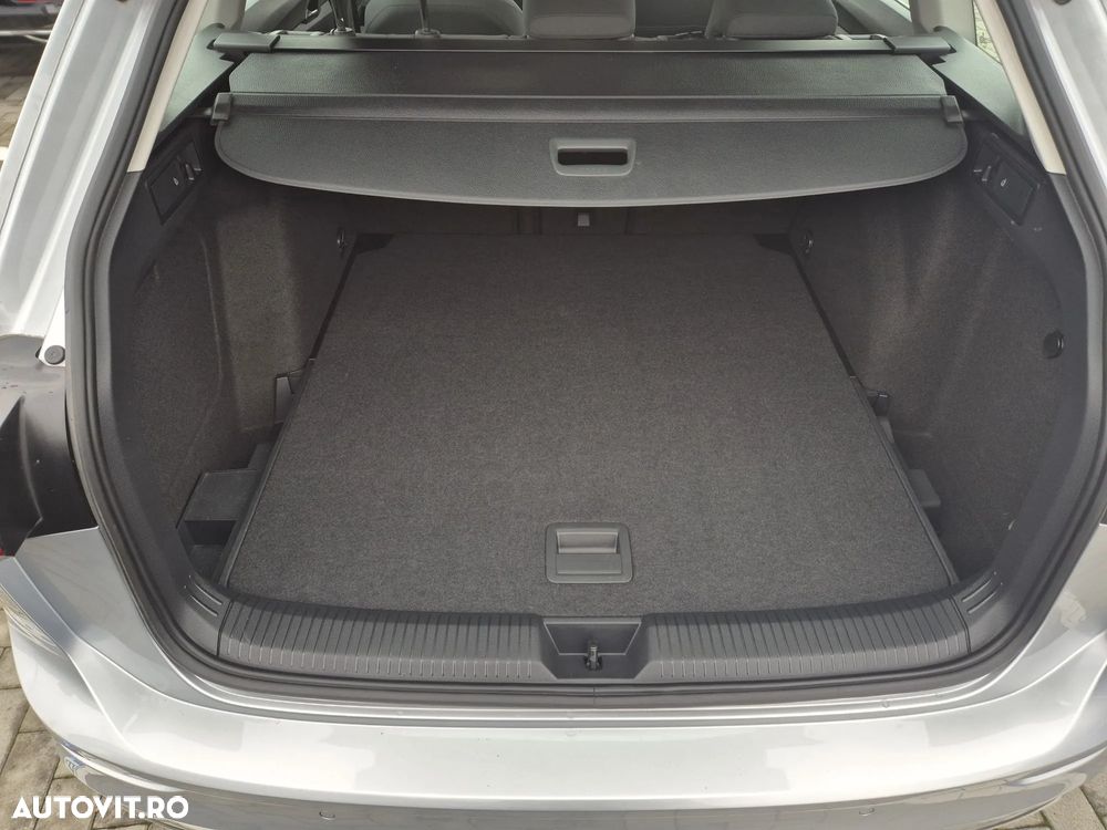 Volkswagen Golf Variant 2.0 TDI SCR DSG Style - 30