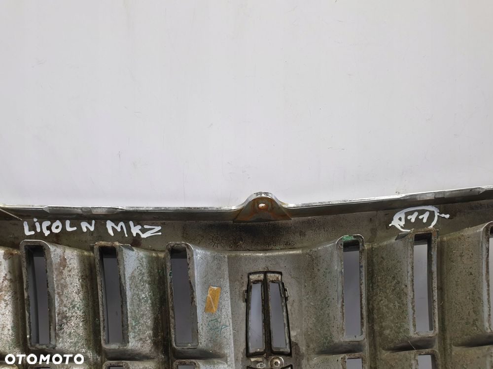 Lincoln MKZ Zephyr PRZEDNIA ATRAPA CHŁODNICY GRILL - 4