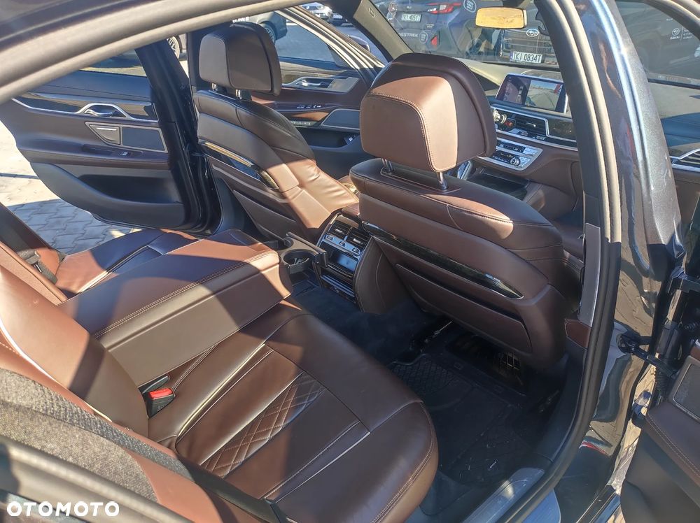 BMW Seria 7 730d xDrive - 15
