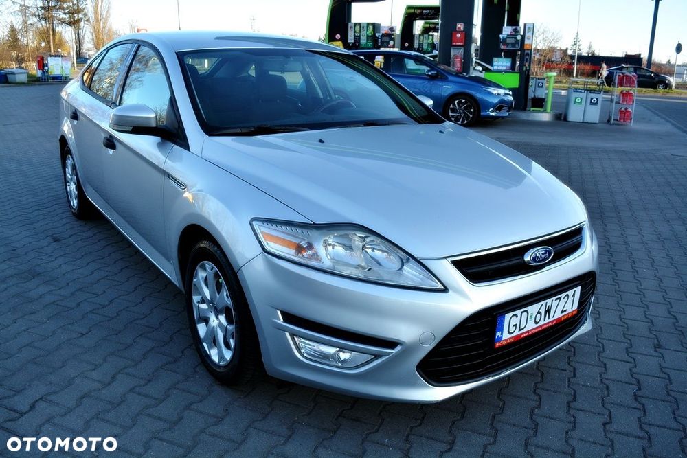 Ford Mondeo 2.0 TDCi Ambiente - 12