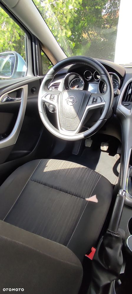 Opel Astra 1.6 Enjoy - 10