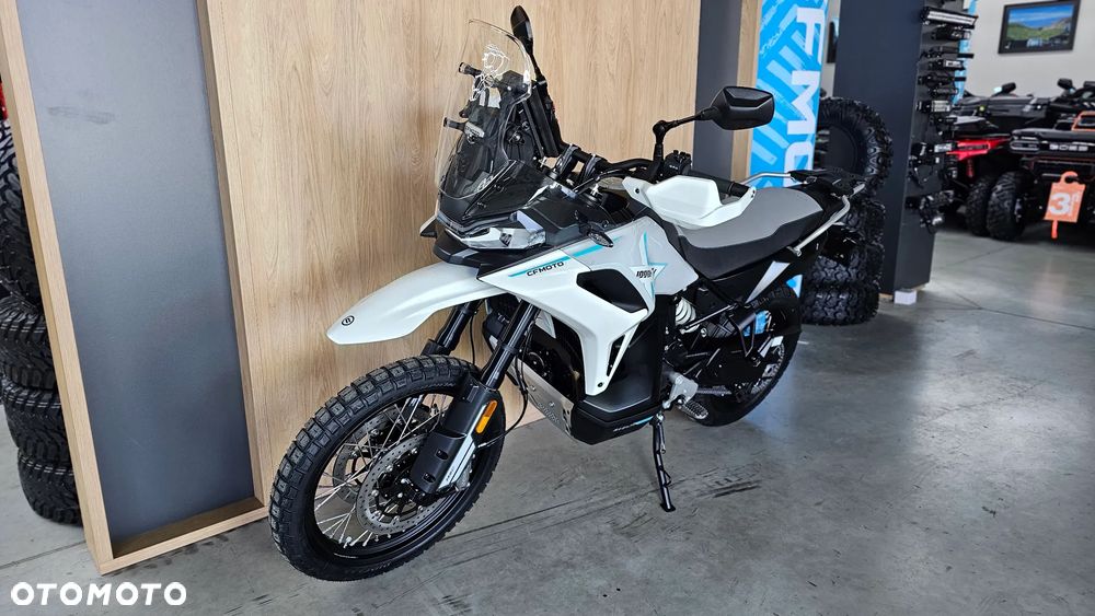 CFMoto 1000 MT-X - 1