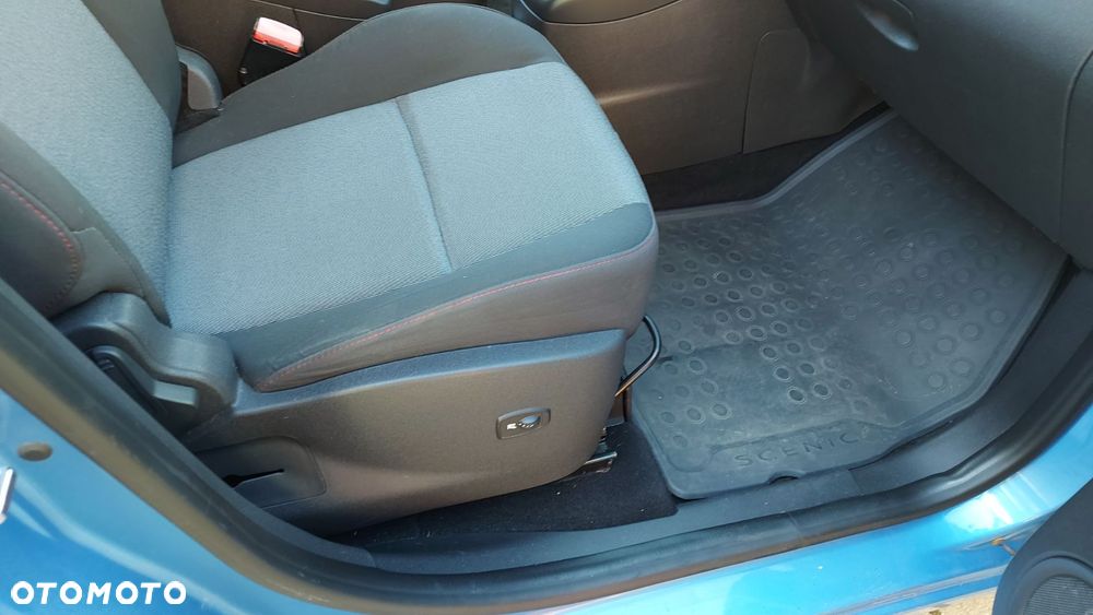 Renault Scenic - 15