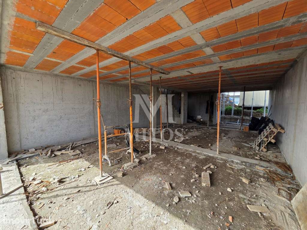 Extraordinária Moradia T3 em fase de construção, para venda, na Mea... - Grande imagem: 4/11