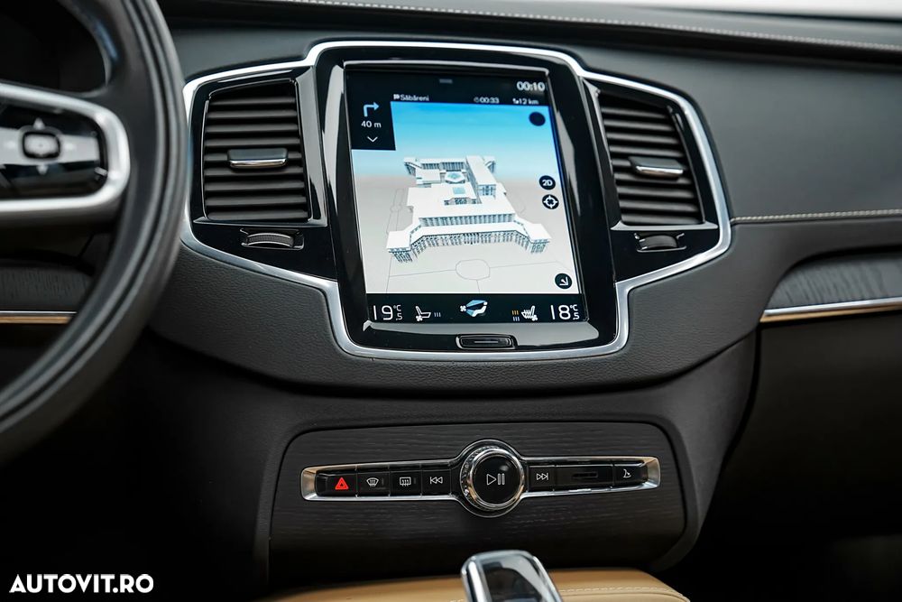 Volvo XC 90 B5 D AWD Geartronic Inscription - 38