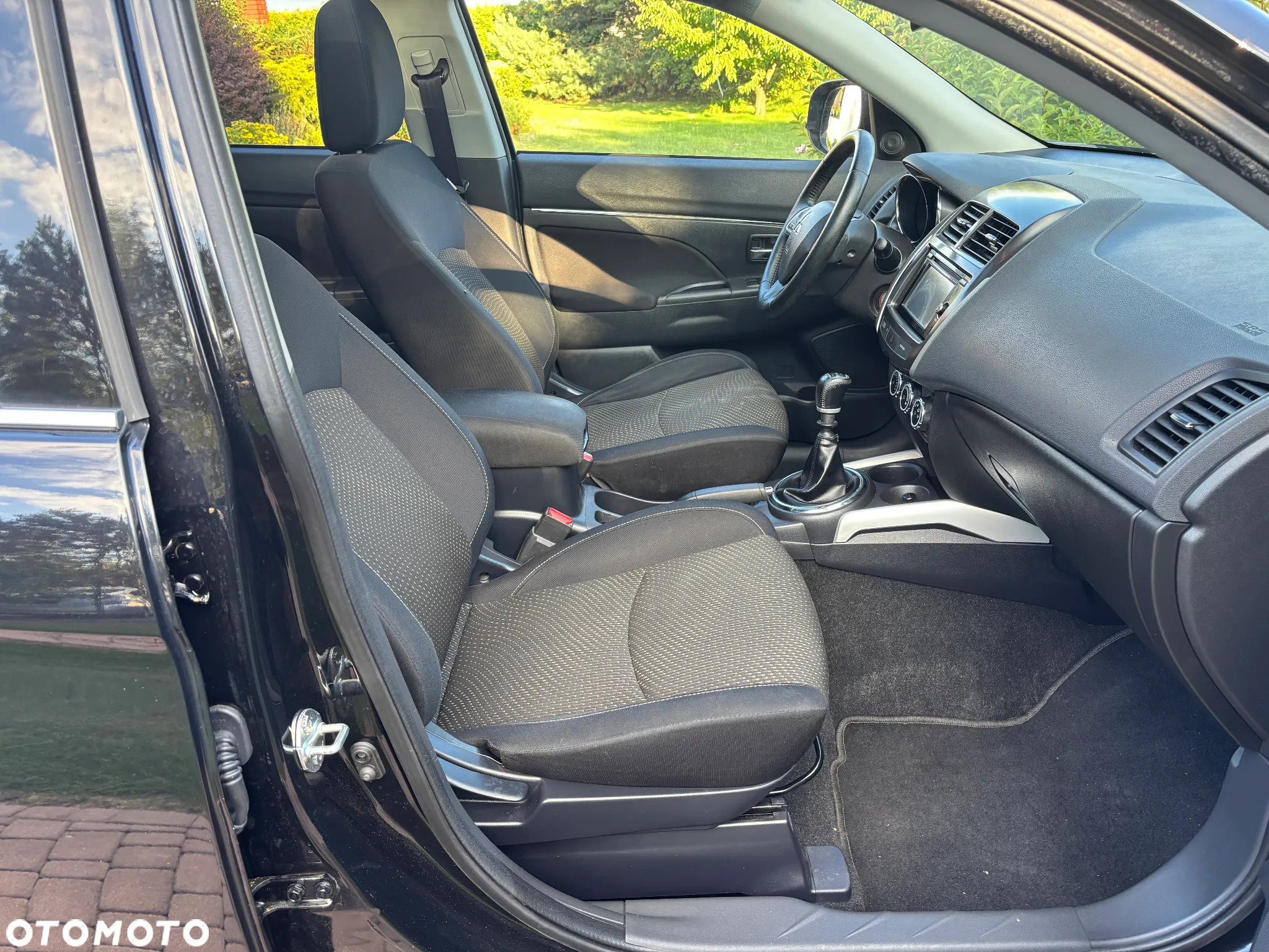 Mitsubishi ASX 1.8 DI-D 2WD Intense - 24