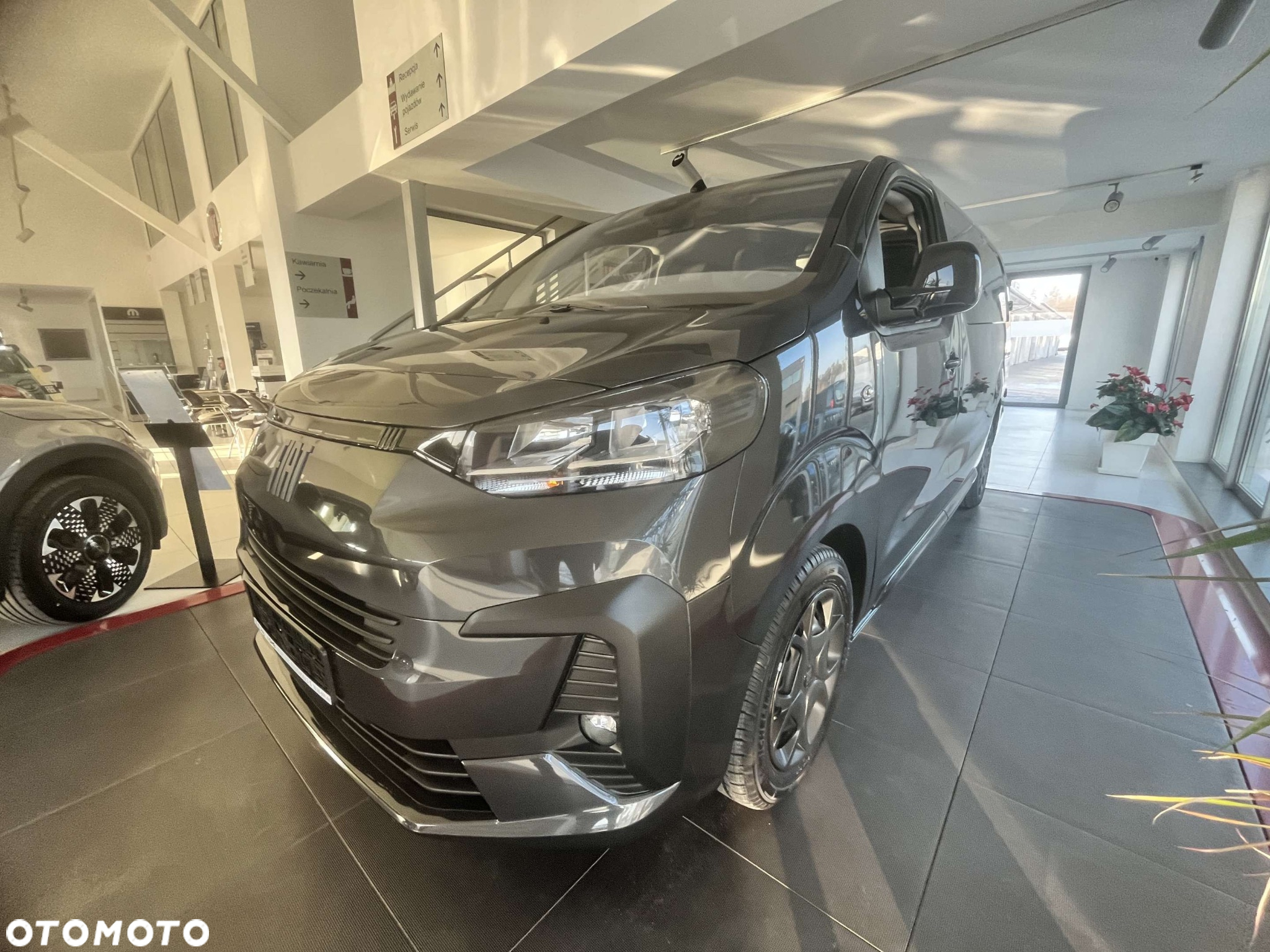 Fiat Scudo seria 2 Nowe Scudo Furgon Brygadowy Maxi 2.0 MJ 144 KM S&S EAT8 Brygadowy - 7