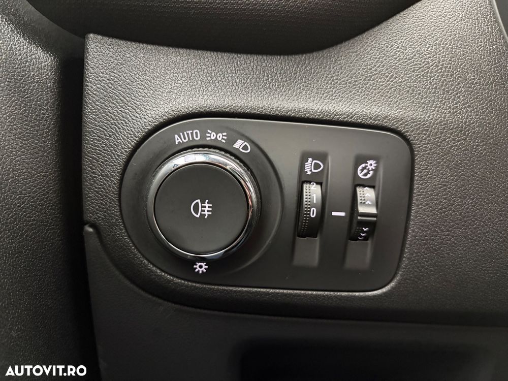 Opel Crossland X 1.2 Innovation - 18
