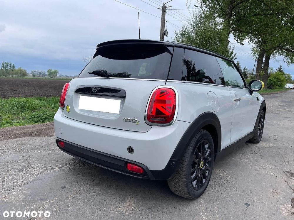 MINI Cooper SE Trim M - 30
